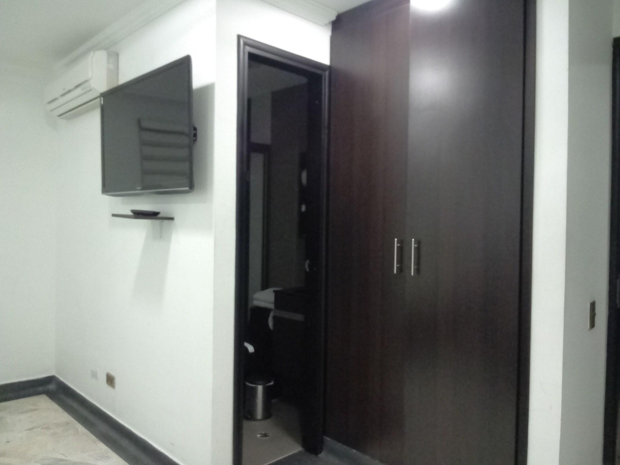 Hotel Calasanz Real Medellín Dış mekan fotoğraf