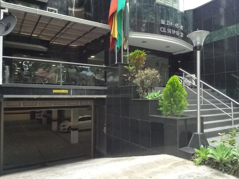 Hotel Calasanz Real Medellín Dış mekan fotoğraf
