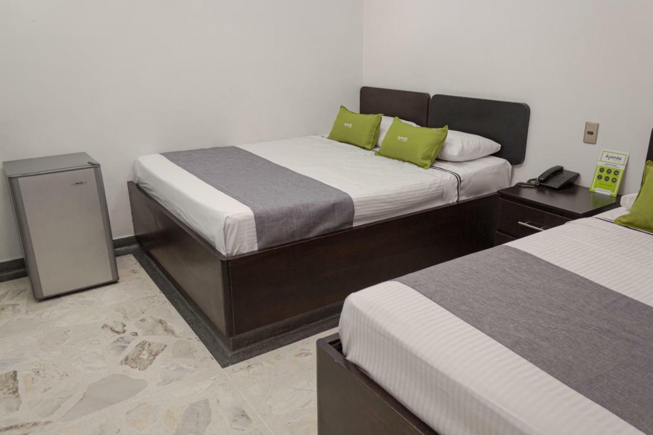 Hotel Calasanz Real Medellín Dış mekan fotoğraf